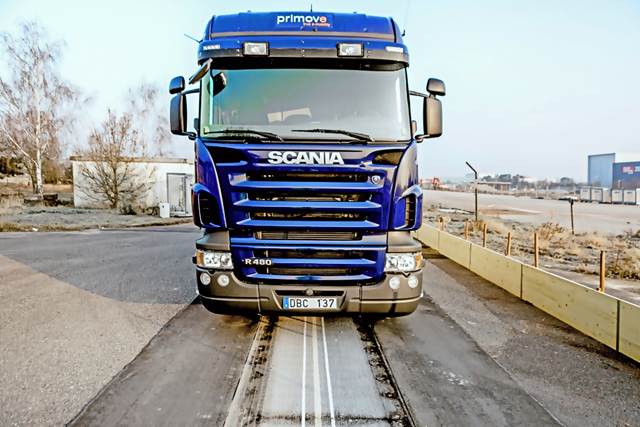 Demonstrating Electric Roadway dynamic charging for highway application with a Scania truck. 