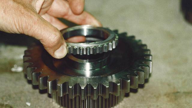 Induction heating is used for shrink fitting of gear wheels