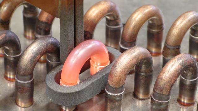 Induction brazing of a heat exchanger. 